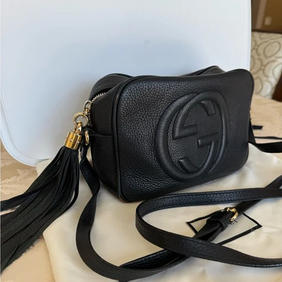 Gucci Pebbled Calfskin Small Soho
Disco Bag - Picture 13 of 16